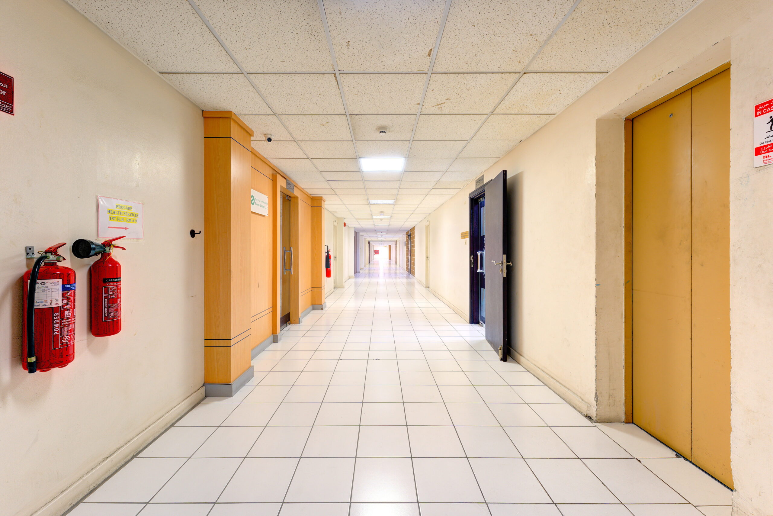 02 Corridor