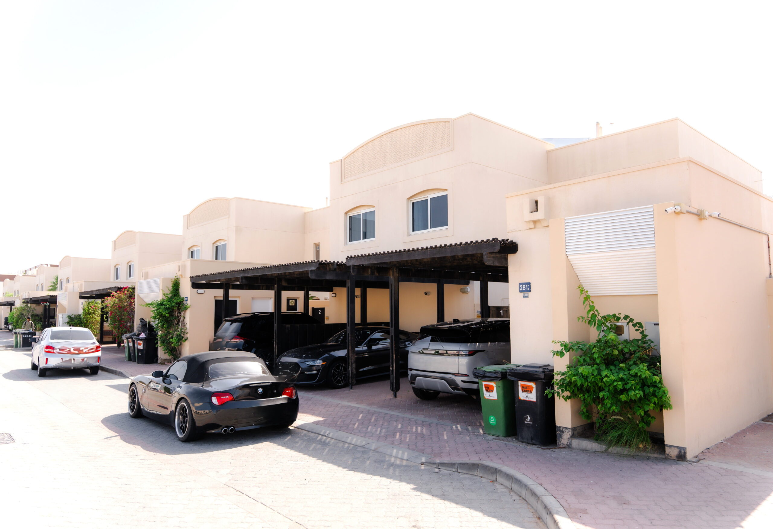 02 Villas Front Side