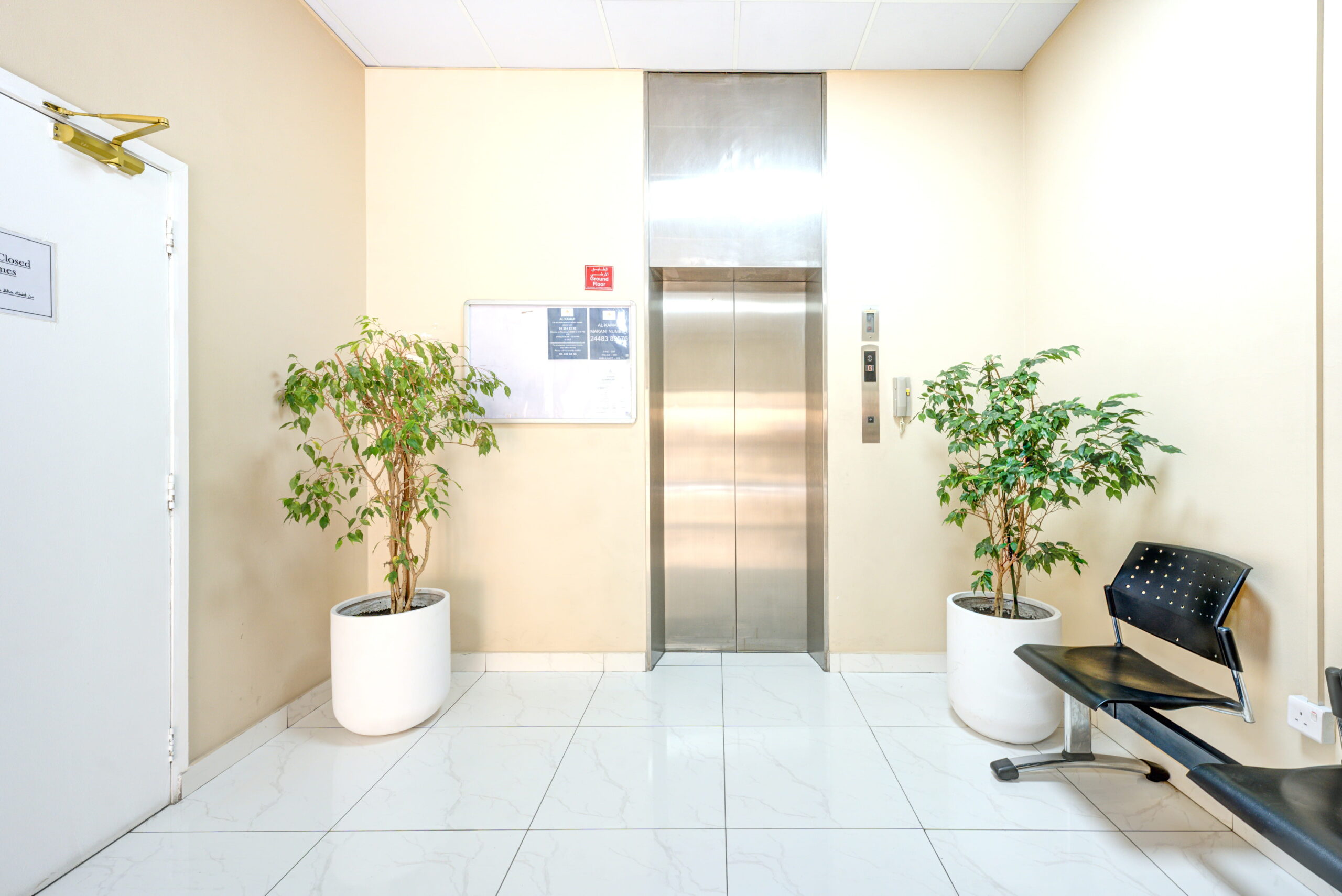 03 Lobby