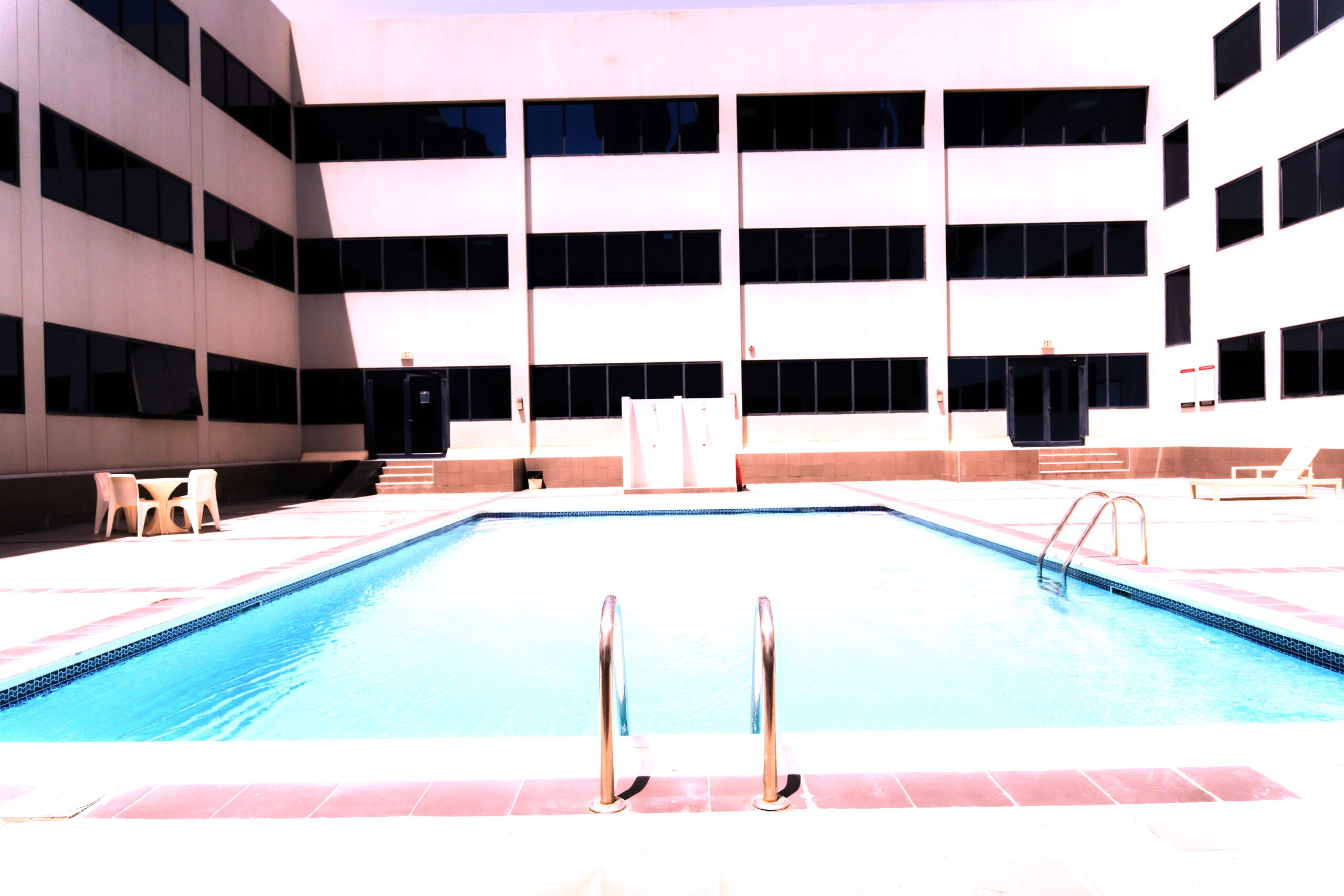 06 Swimming Pool