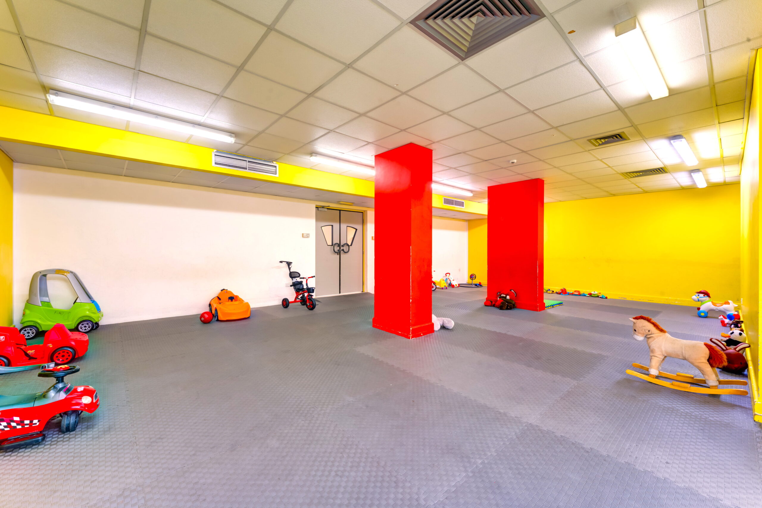 07 Play Area