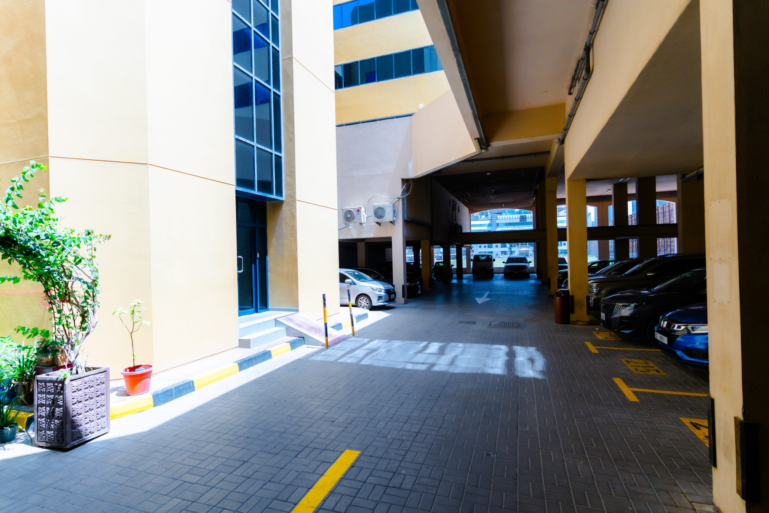 08 Parking